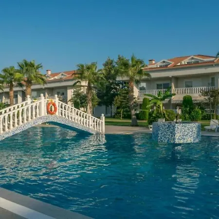 Belek'te Tesis Icerisinde Kiralik Villa-awz155 Villa Serik
