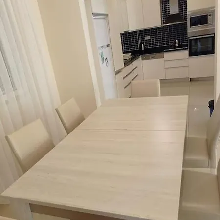 Belek'te Tesis Icerisinde Kiralik Villa-awz155 Villa Serik