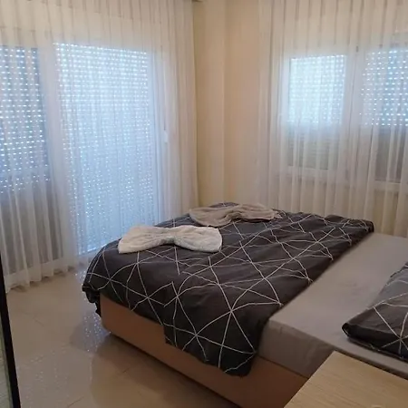Villa Belek'te Tesis Icerisinde Kiralik Villa-awz155 Serik